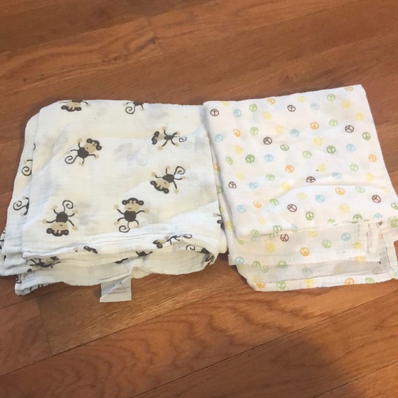 aden + anais Other - Swaddle blankets